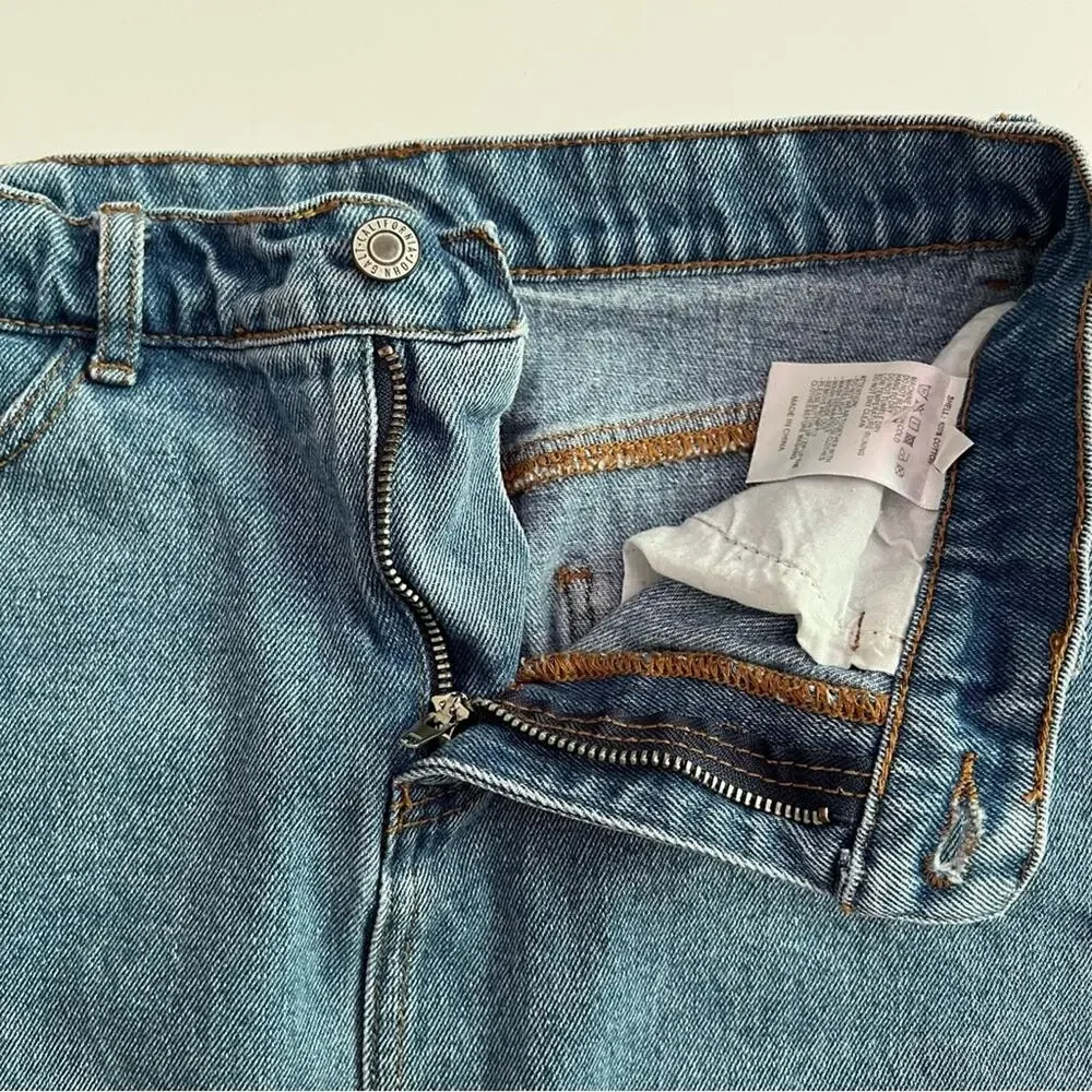 John Galt Denim Skirt‎ Small 100% Cotton Blue Jean Mini Skirt Distressed Raw Hem